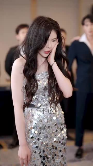 父亲婚礼女儿打假后妈（70集）热门短剧抢先看