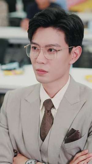 广告女王（16集）短剧上热门