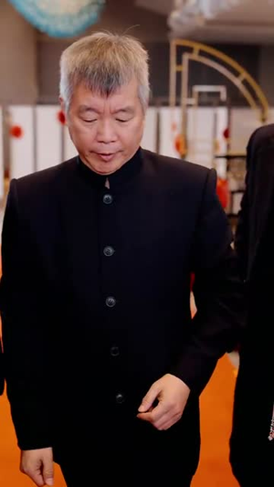 【婚礼上的陌生人】65集在线短剧免费全集观览