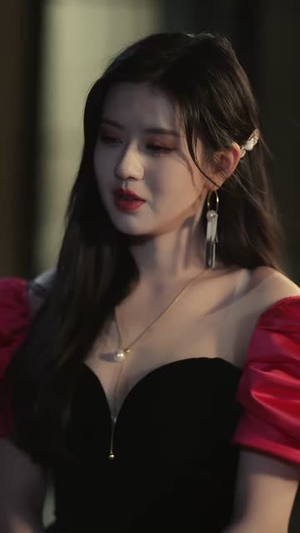 【爱与星辰相依】63集短剧在线全集免费观看