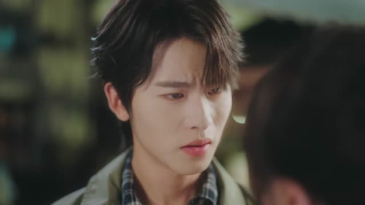 【Bling Bling的你】6集短剧免费在线无卡顿看