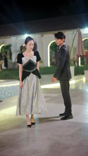 【错位白月光】短剧103集免费全集在线览