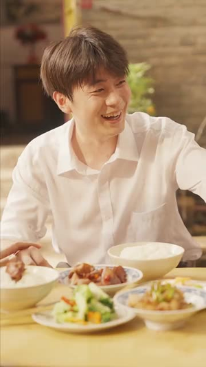 【逆风翻盘之我是人生赢家】短剧67集在线免费观看