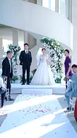 【唐总的小娇妻】89集短剧免费在线详看