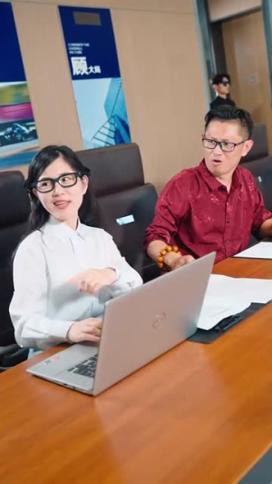 【我的教师父亲竟是大佬】47集免费短剧在线完整观看