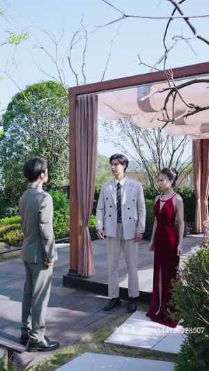 【晚来揽星归】51集短剧免费在线全集阅