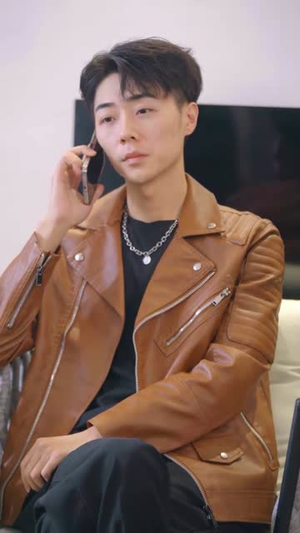 【世界之巅诸神之神（合集）】40集短剧全集免费速看