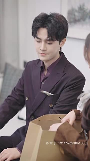 【新婚夜，傻子老公抱紧了我】94集短剧免费完整版在线看