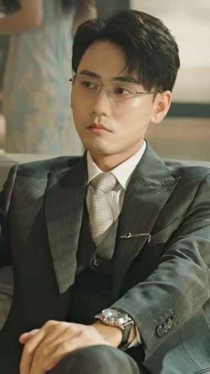 【谁摘了傅总的蔷薇】99集短剧夸克网盘畅看