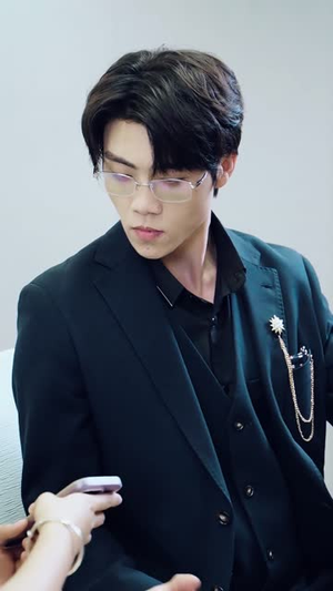 【从落魄孤女成为豪门千金】89集短剧资源免费观看