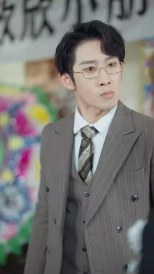 【爱是常觉亏欠】44集短剧在线全集畅享