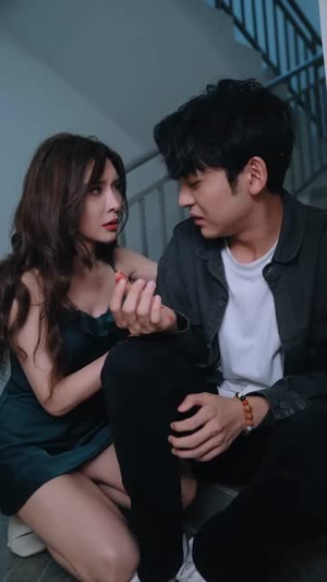 【贴身保安】32集短剧免费在线观览