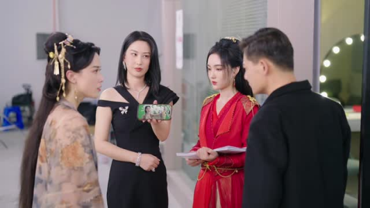 【许你万丈光芒】16集短剧免费高清在线看