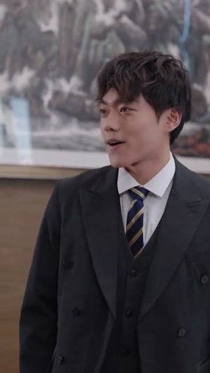 【长跑八年她奔向白月光】103集短剧免费看全集