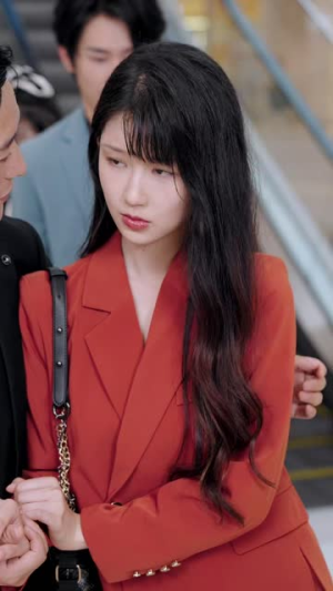 【我有绝境逢生系统】63集在线短剧免费高清赏