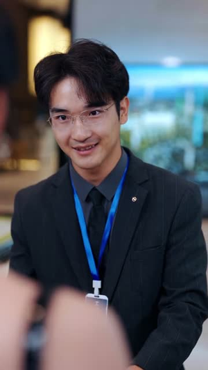 物价贬值，我穿回来后带飞全家&物价贬值我穿回来后带飞全家（74集）热播短剧分享