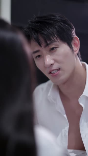 鸢尾盛开时恋她成瘾（20集）一口气看完全集