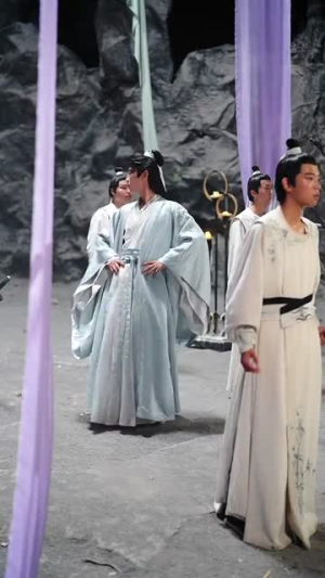 我悟性满级你让我剑冢守墓百年 (81集)热播短剧排行榜