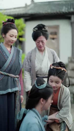 穿成农家小福星逃荒路上开挂了（95集）精彩短剧下载