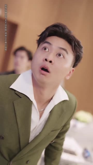 【绑定朋友圈系统我成香饽饽】75集免费短剧在线完整看