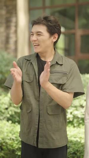 孙女寿宴送机甲震惊科学界 (61集)百亿短剧抢先看