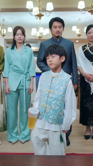 我有八个姐姐但是她们都是弟控 (83集)上热门短剧