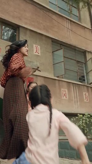 【小福宝靠泥塑惊艳八零】93集全集短剧免费观映