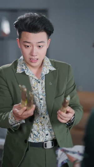 解救厉先生(84集) 解救厉先生(84集)最火爆短剧