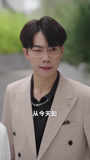 七年错付：AI教父重启人生 (62集) 免费短剧片段