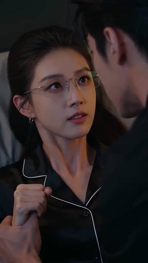 【离婚后，千亿大佬爱上我】77集短剧免费完整观看