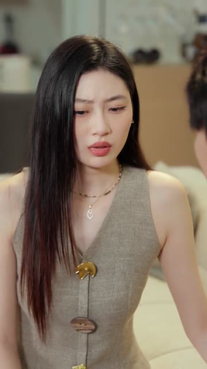 【前男友住我对门】59集短剧免费流畅观看