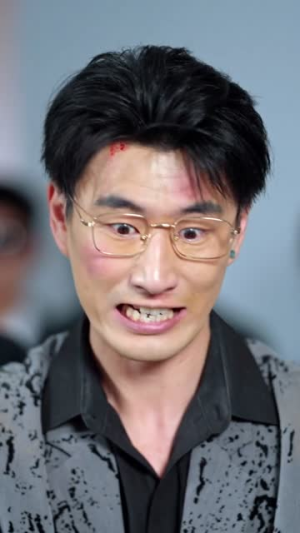 我小小鹦鹉，整顿职场一把好手（62集）剧情简介