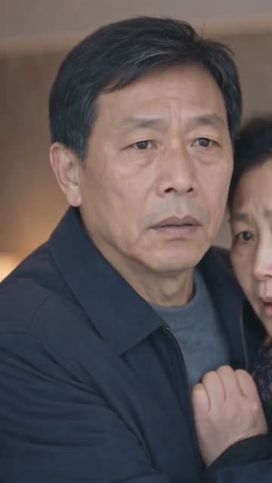 无尽冬日:我靠囤货躺赢(75集) 无尽冬日:我靠囤货躺赢(75集)精彩短剧热播